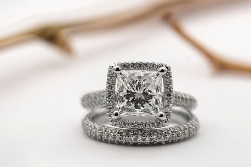Rotonda No. IV — Oro blanco 18k, Set princesa 2.5 ct